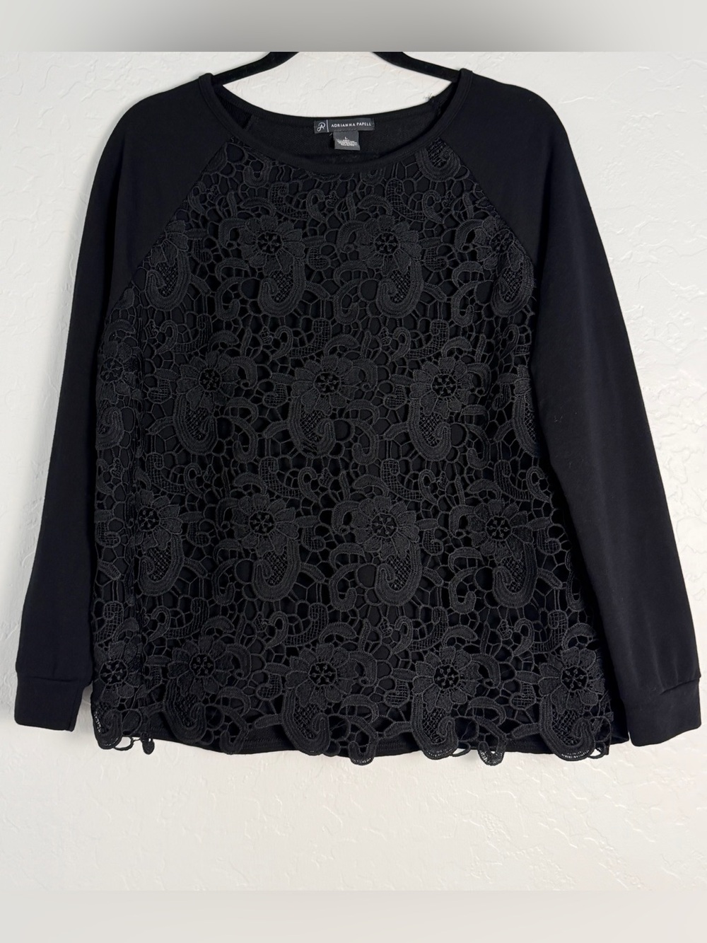 Adrienne Papell Women's Large Top/Sweatshirt Black Floral Crochet longsleeve